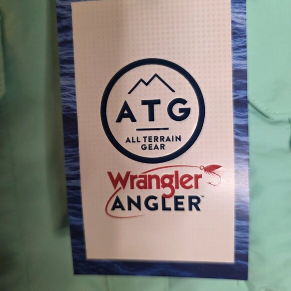 Wrangler All Terrain Gear Men's Regular Fit Size Large Angler Shirt NWT - Picture 4 of 6